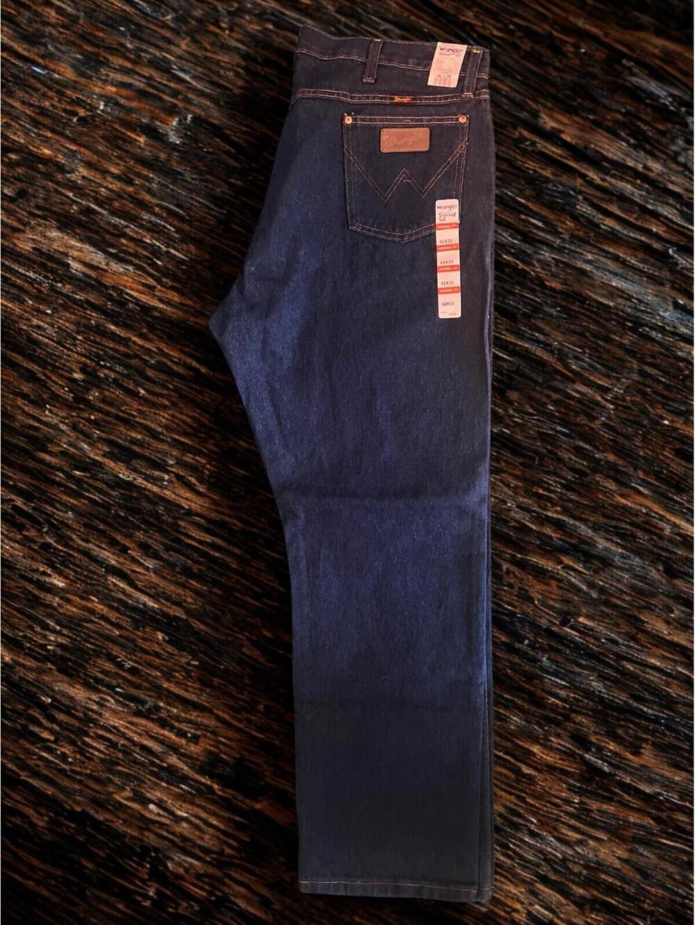 Wrangler Men's Cowboy Cut Jeans 42x30 Original Fit NWT NEW [COPY]